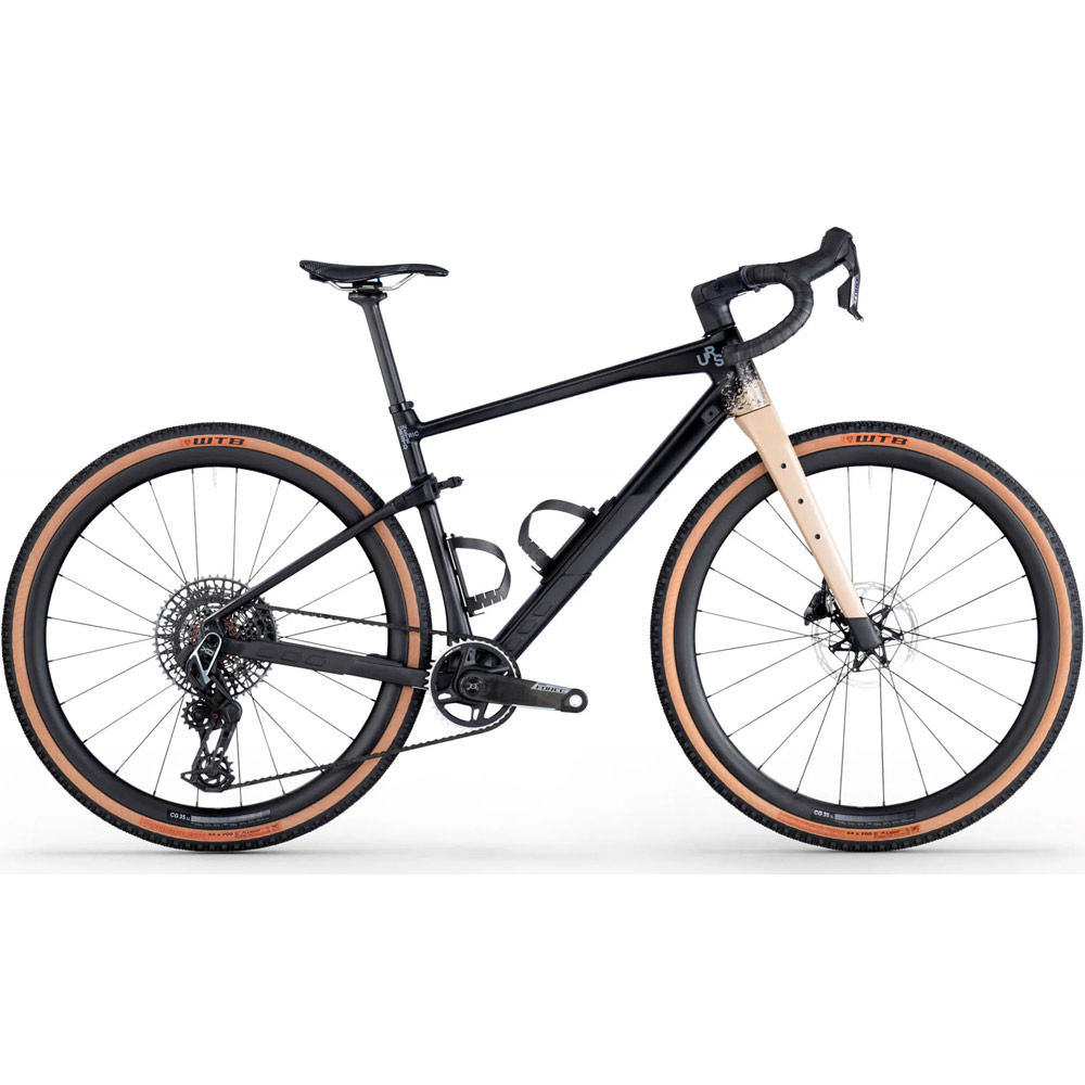 Велосипед gravel BMC URS 01 ONE  X0 AXS Force Mix Eagle 1x12 Carbon/Grey/Sand