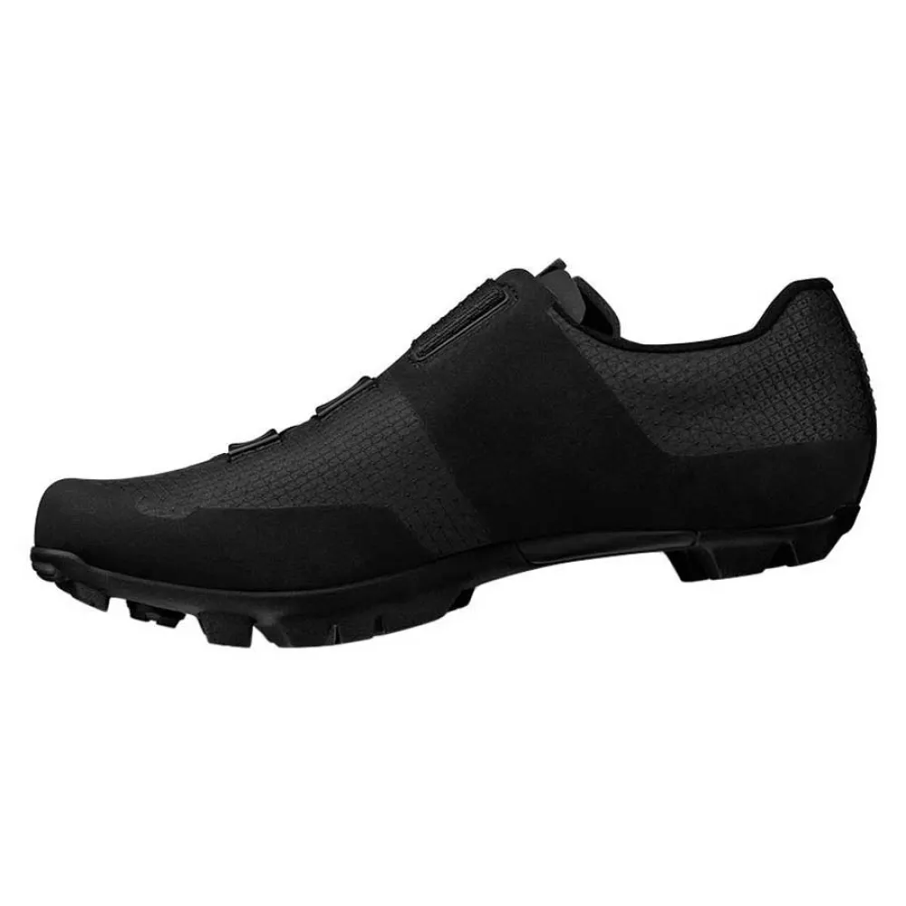 Велотуфли MTB Fizik VENTO FEROX CARBON (37,5, Черный)