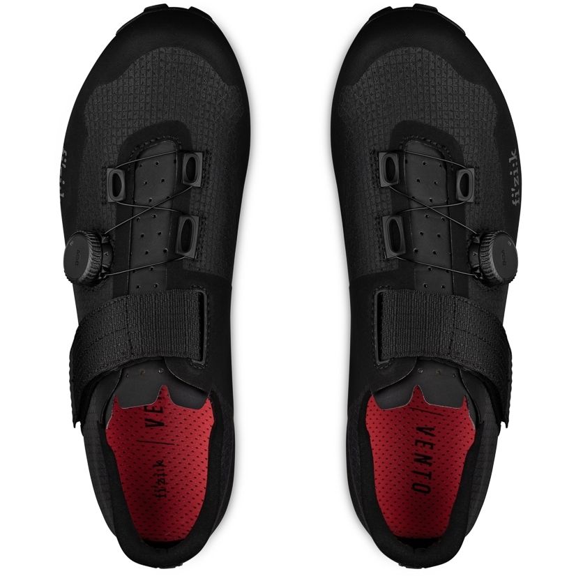 Велотуфли MTB Fizik VENTO FEROX CARBON (41, Черный)