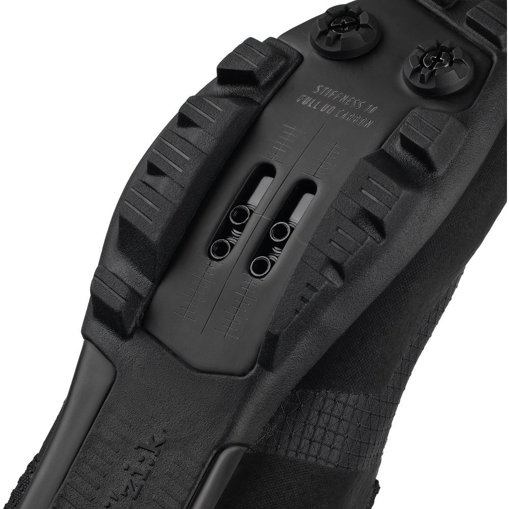 Велотуфли MTB Fizik VENTO FEROX CARBON (37,5, Черный)