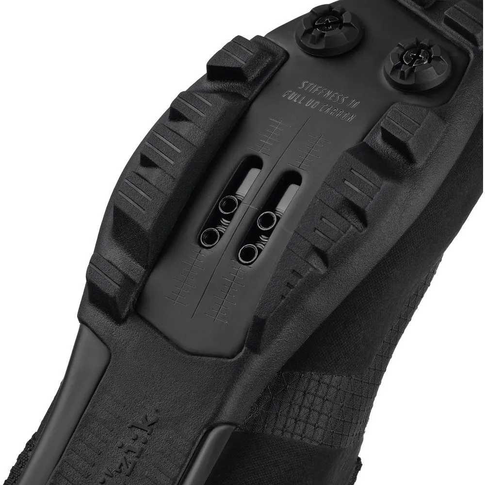 Велотуфли MTB Fizik VENTO FEROX CARBON (48, Черный)
